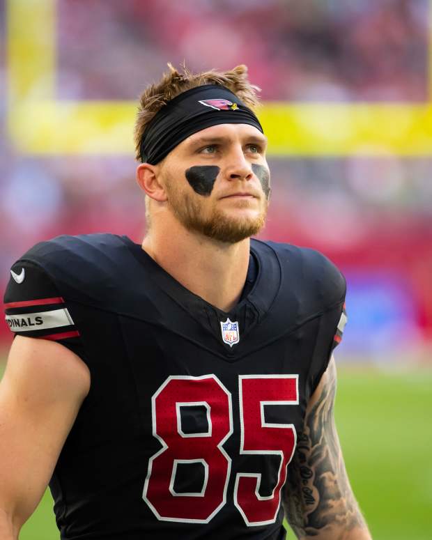 Dec 8, 2024; Glendale, Arizona, USA; Arizona Cardinals tight end Trey McBride (85) against the Seattle Seahawks at State Farm Stadium. Mandatory Credit: Mark J. Rebilas-Imagn Images