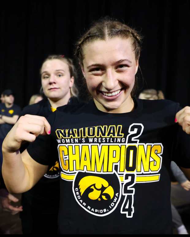 Iowa wrestler Kylie Welker (Photo: hawkeyesports.com) 