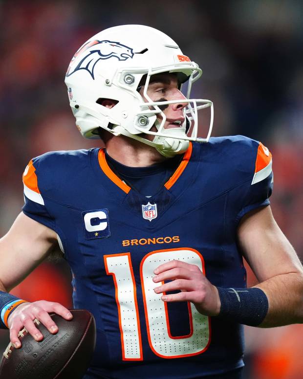 Denver Broncos quarterback Bo Nix (10).