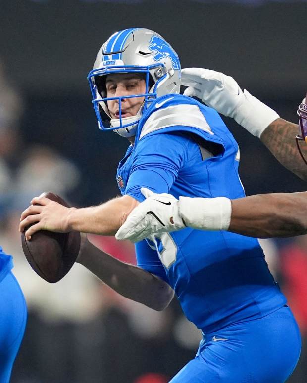 Detroit Lions quarterback Jared Goff and Washington Commanders defensive end Dorance Armstrong