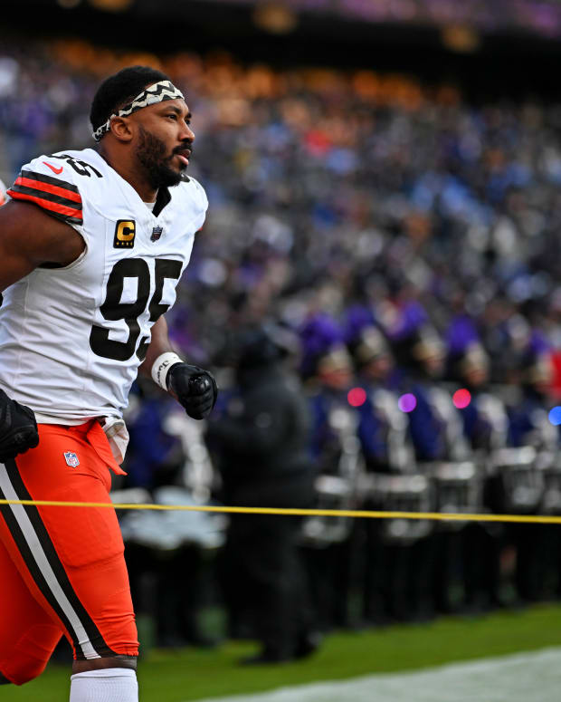 Browns' Myles Garrett'S 100Mph Speeding: His Future Uncertain - xfqqjp6
