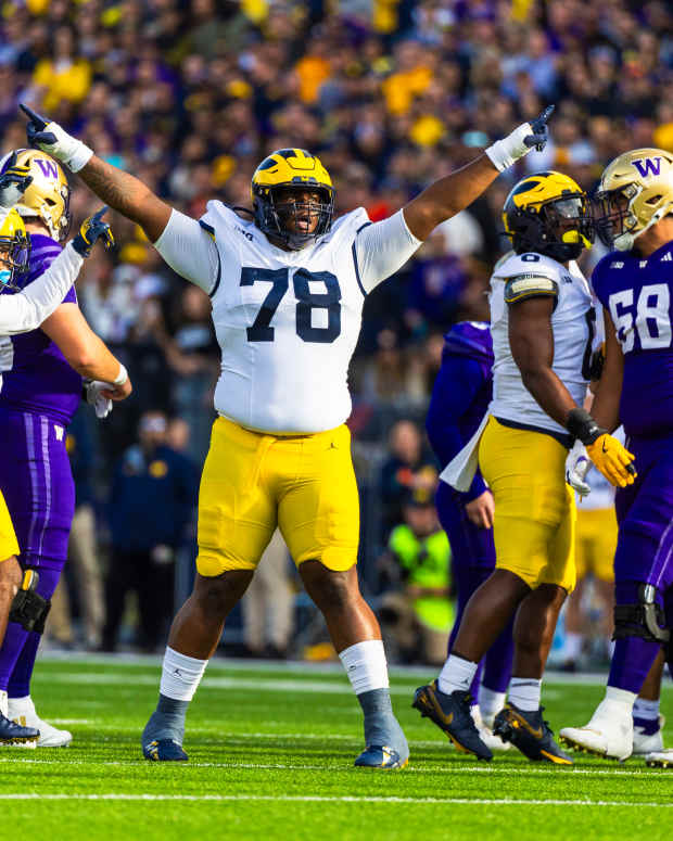 Kenneth Grant celebrates a big play vs. Washington.