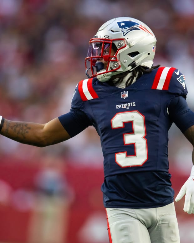 New England Patriots wide receiver DeMario Douglas (3) against the Arizona Cardinals at State Farm Stadium.