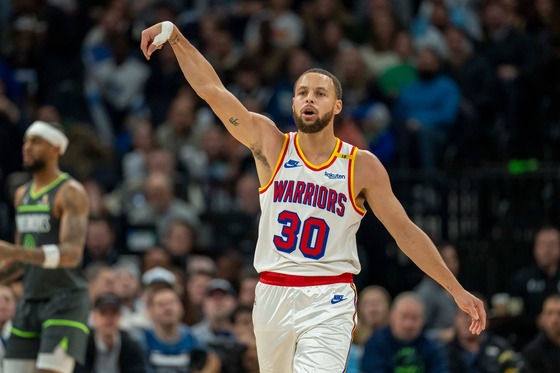Where Warriors' Stephen Curry Ranks Among NBA 2K26's Top 3-Point Shooters - Athlon Sports