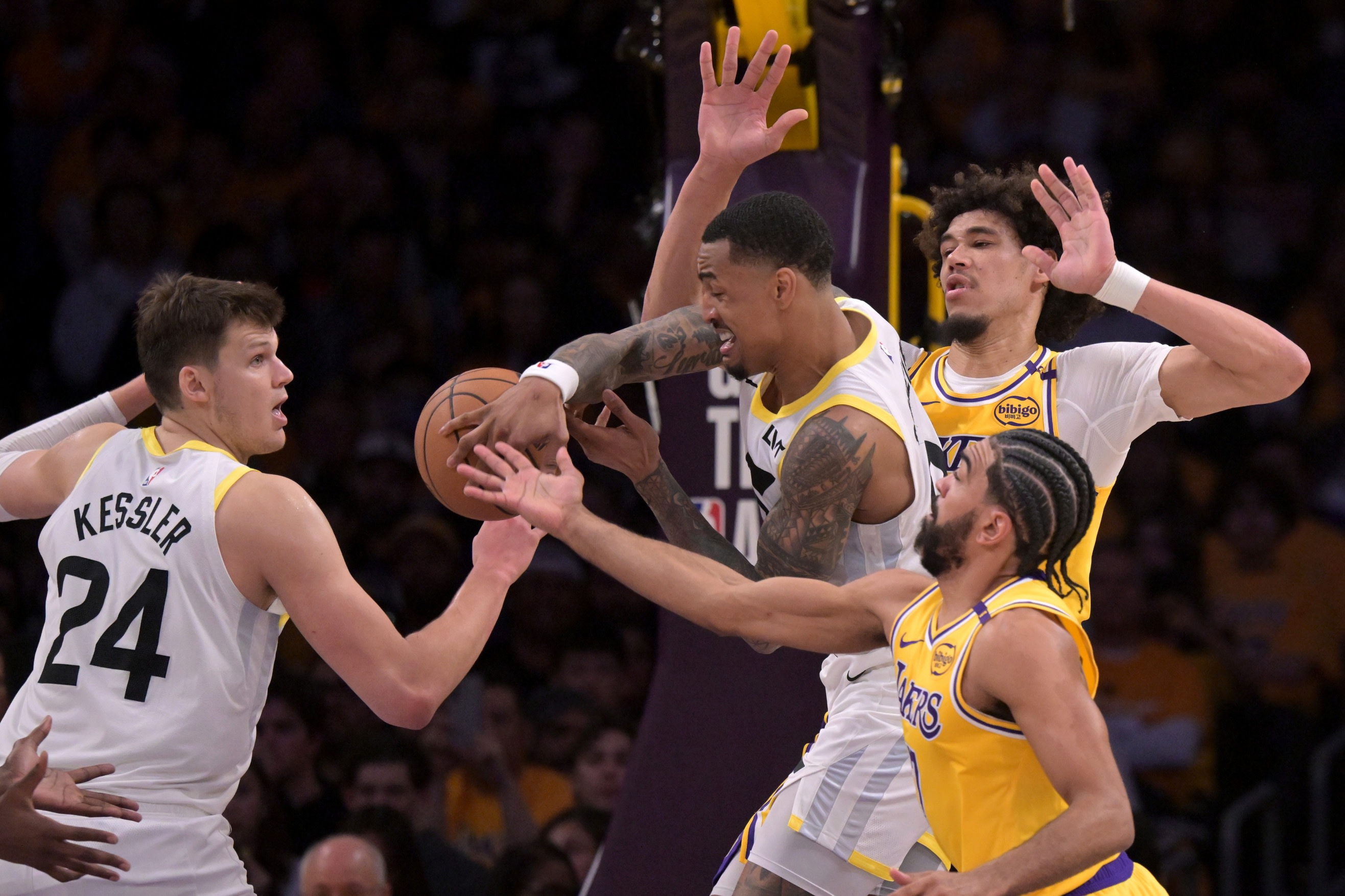 Lakers Emerge as Potential Suitor for Jazz Big Man - Athlon Sports