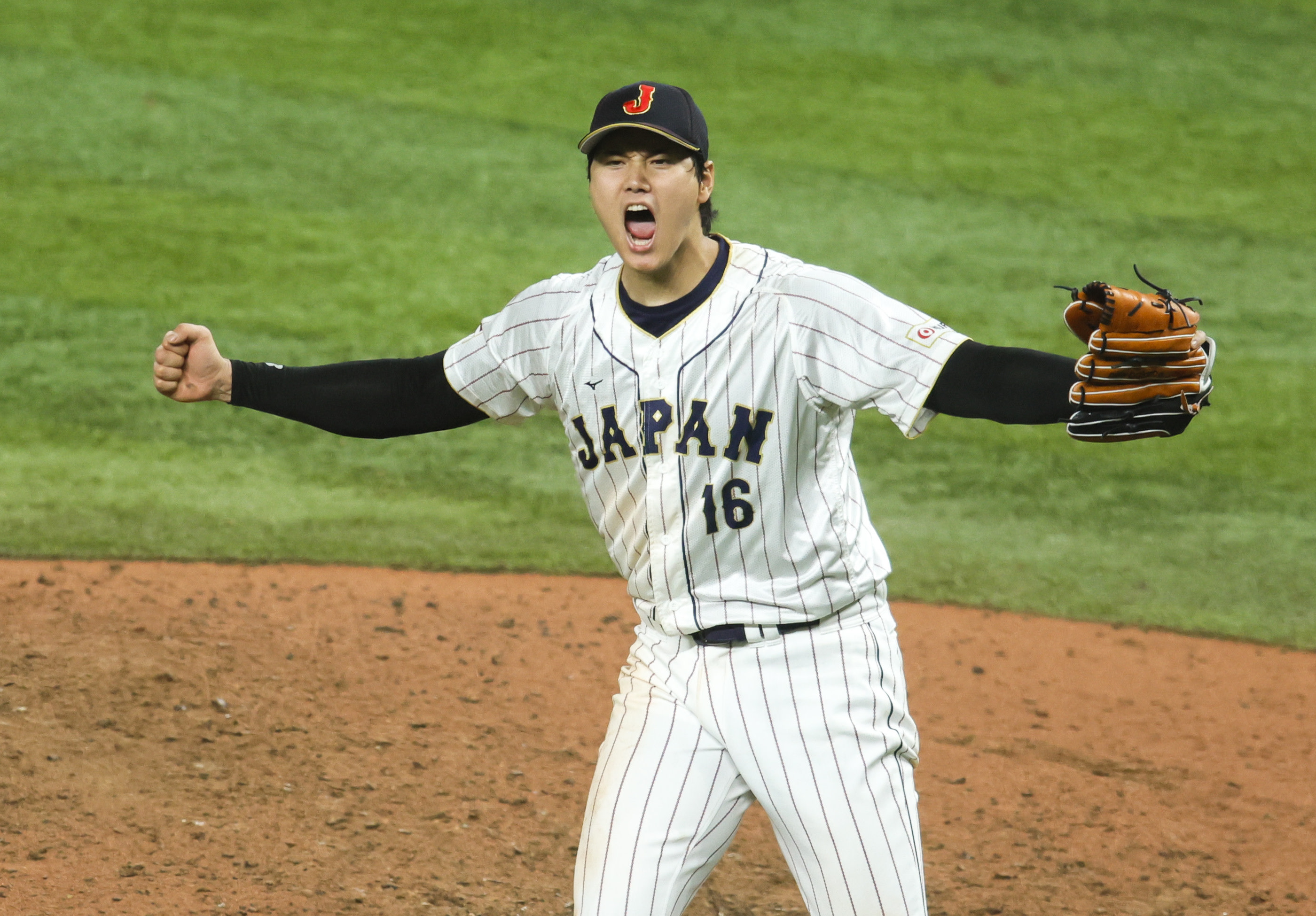Shohei Ohtani Faces No Contract Restrictions for 2026 World