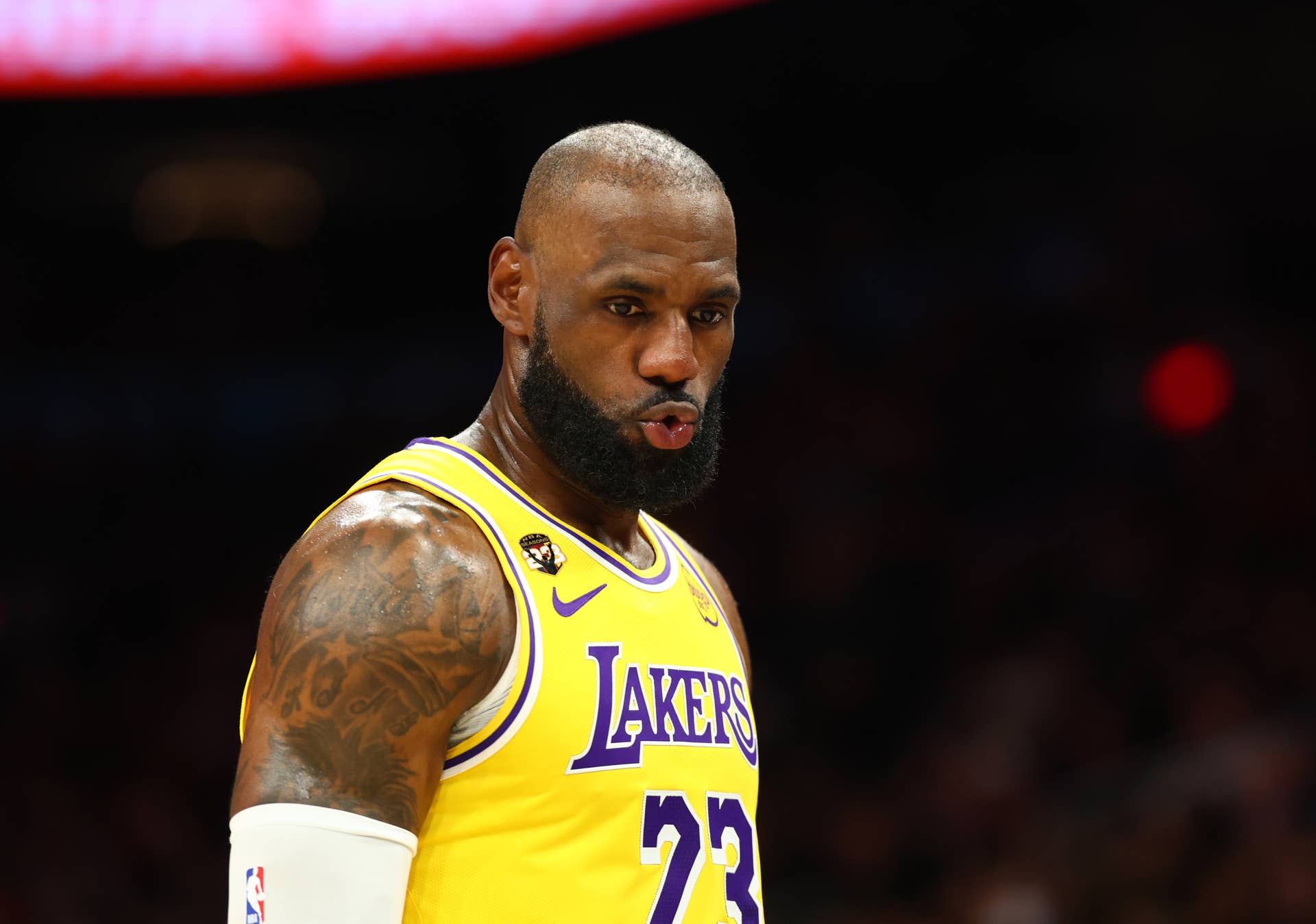 Lakers' JJ Redick Reacts to LeBron James' 'Unselfish' Game - Athlon Sports