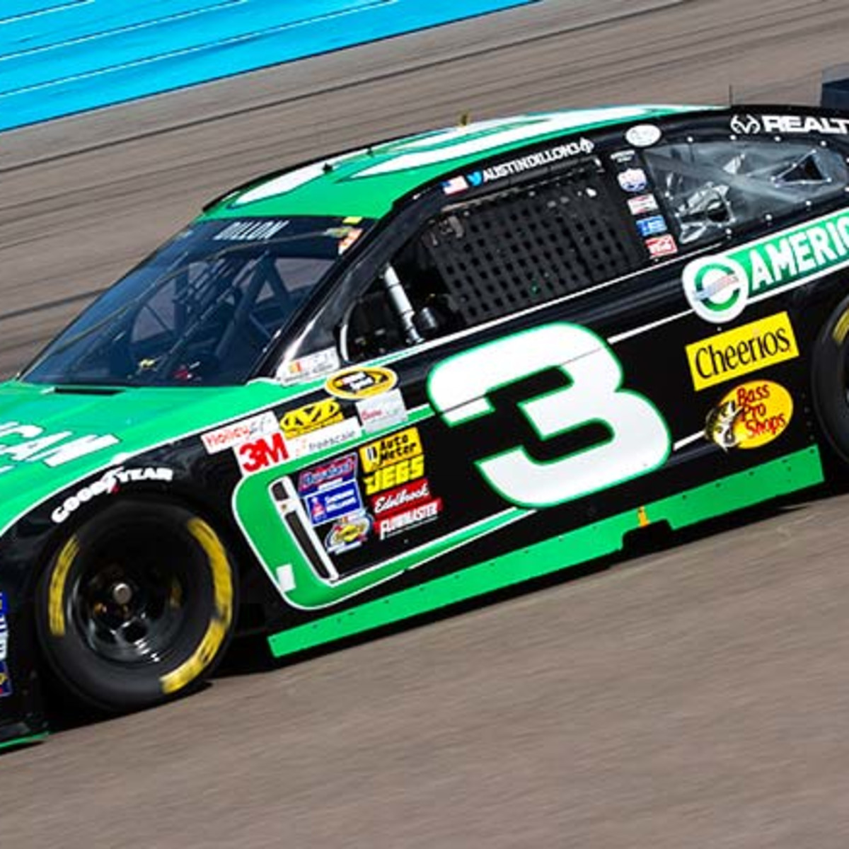 Austin Dillon 2015 Season Driver Preview - Athlon Sports, image size:1200x1200