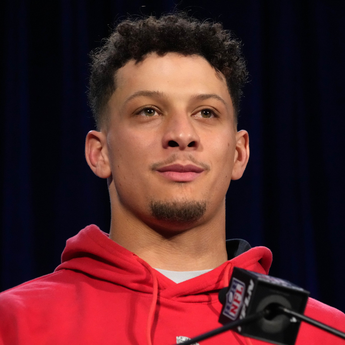 Patrick Mahomes Turns Heads With Strong Message on Mavericks' Cooper Flagg - Athlon Sports