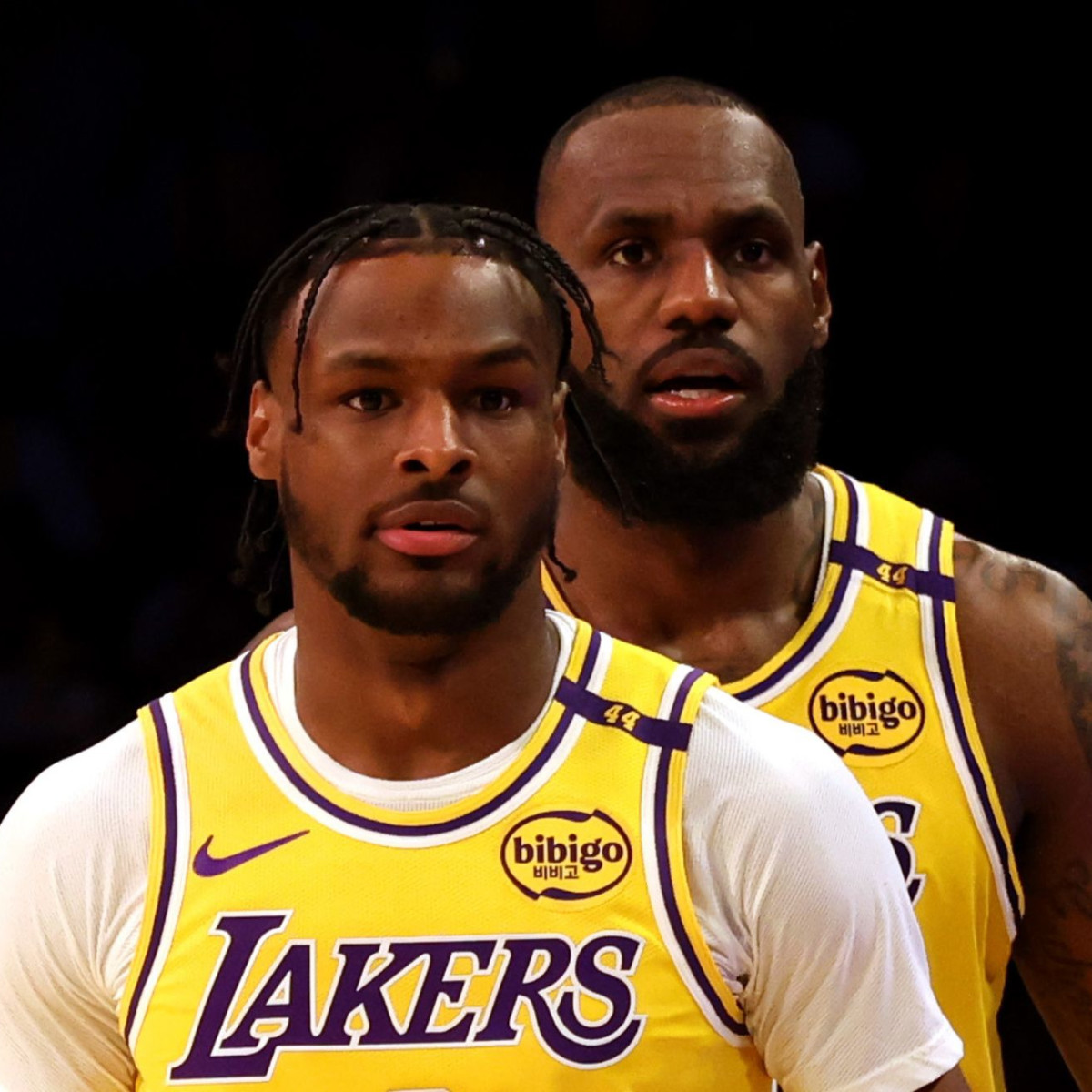 lebron james first nba basket