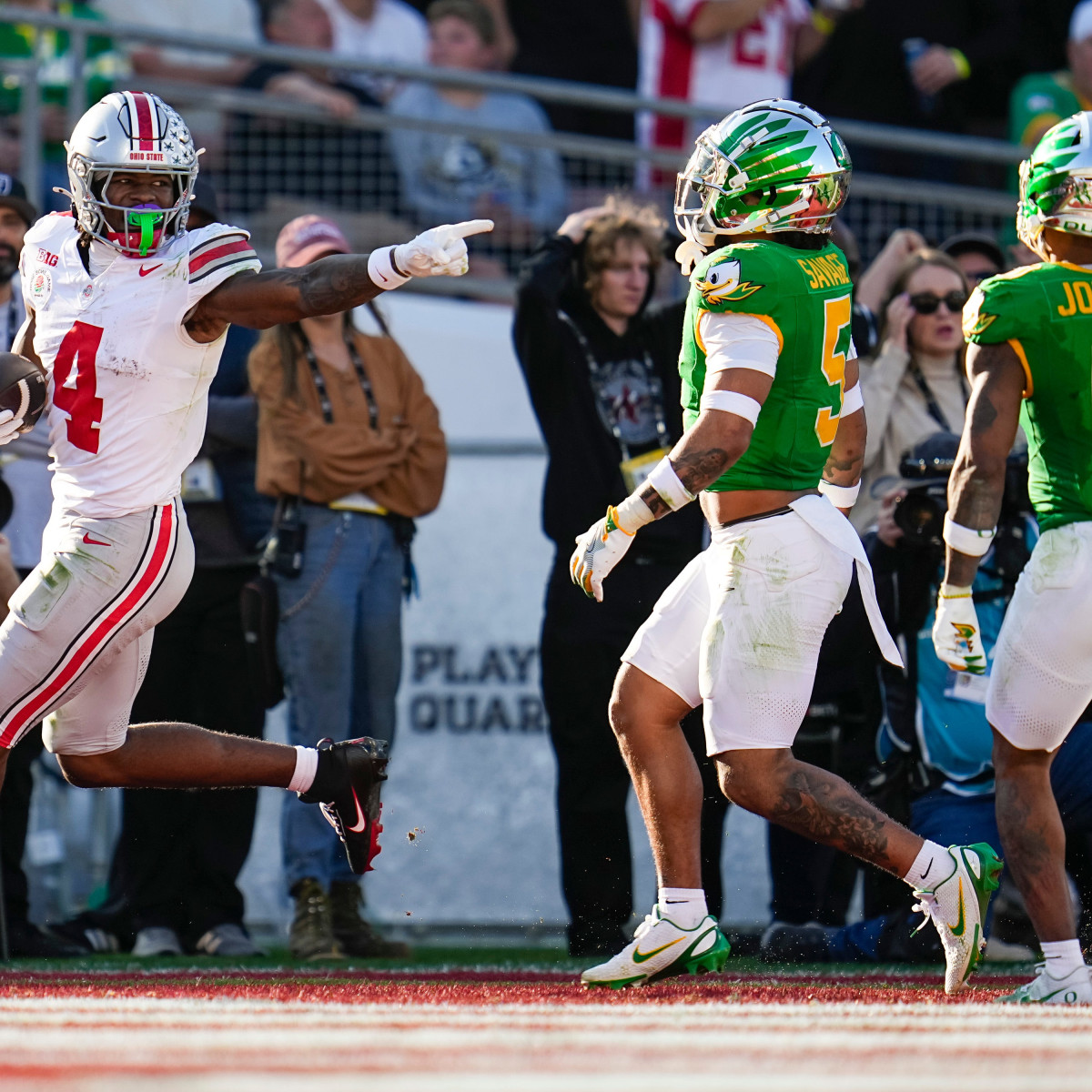 Kobe Savage Signs Out: Duck Safety Taking His Shot at the NFL - Athlon  Sports