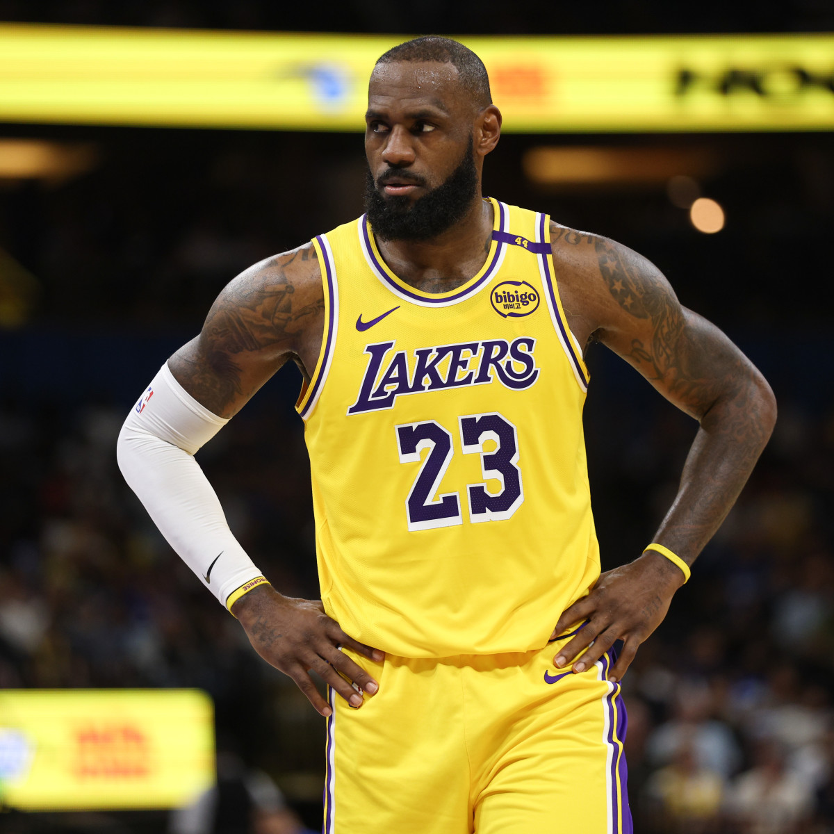 Lakers' JJ Redick Announces LeBron James News After Rockets Game
