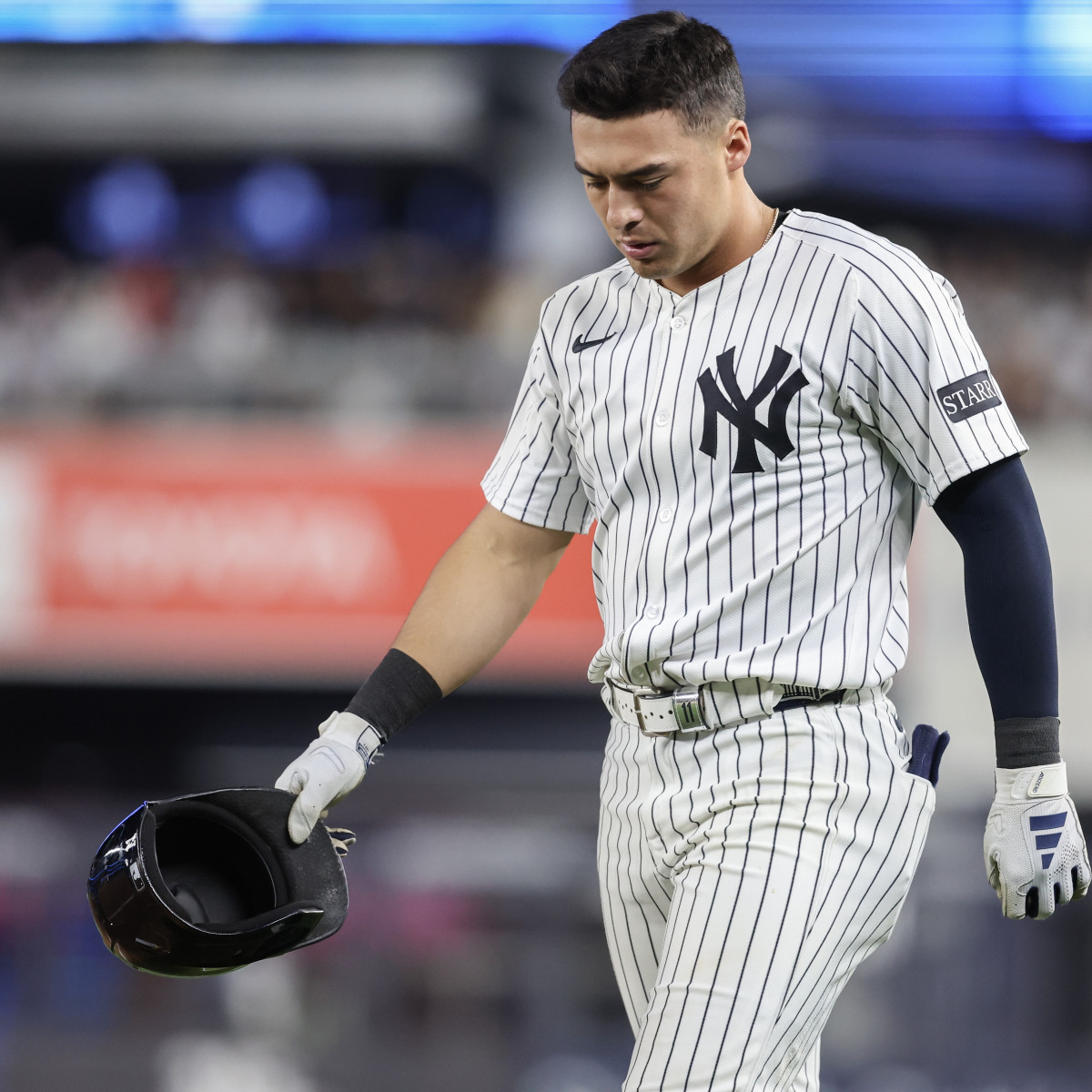 その他 anthony volpe Cherry parallel Report: Yankees' Anthony Volpe Receiving Treatment for 4