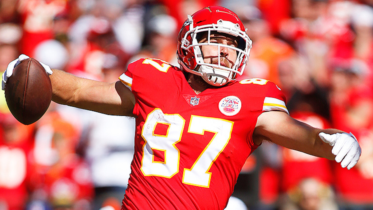 Travis Kelce Has 3-Word Explanation For Why He's Always Open - Athlon Sports