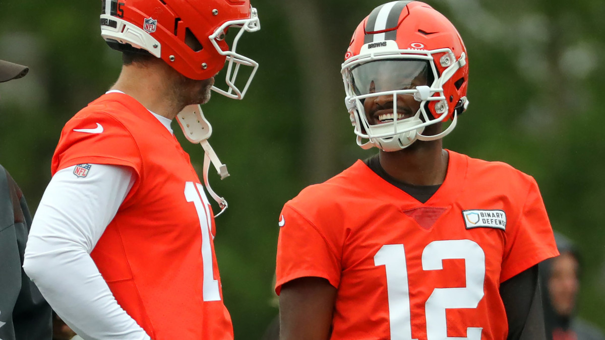 Browns Coach Explains 'Controversial' QB Move That's Angered Shedeur  Sanders Fans - Athlon Sports