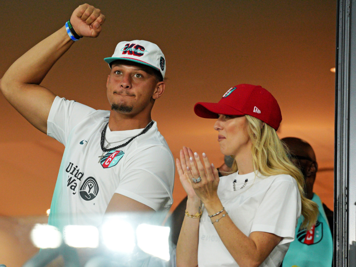Concern Mounts Over Patrick Mahomes, Wife Brittany, as Potential WNBA  Owners - Athlon Sports