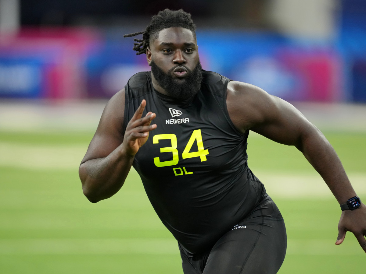 Packers Rookie Opens Up About Rare Condition: 'It's a Challenge' - Athlon  Sports