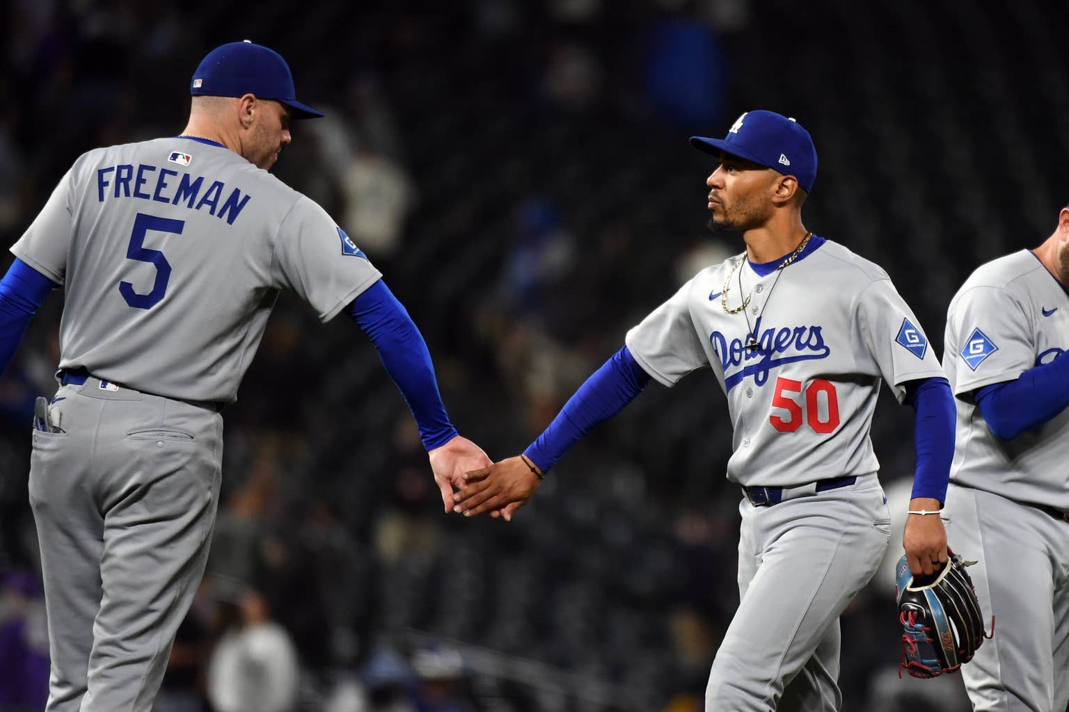 How Dodgers' Mookie Betts Helped Freddie Freeman Acclimate to Los