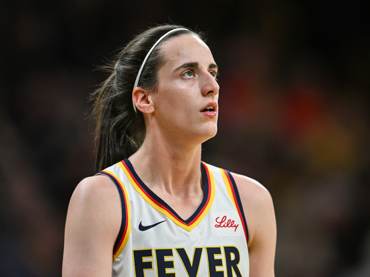 Caitlin Clark Sends Strong Message to Former Indiana Fever Teammate on  Monday - Athlon Sports