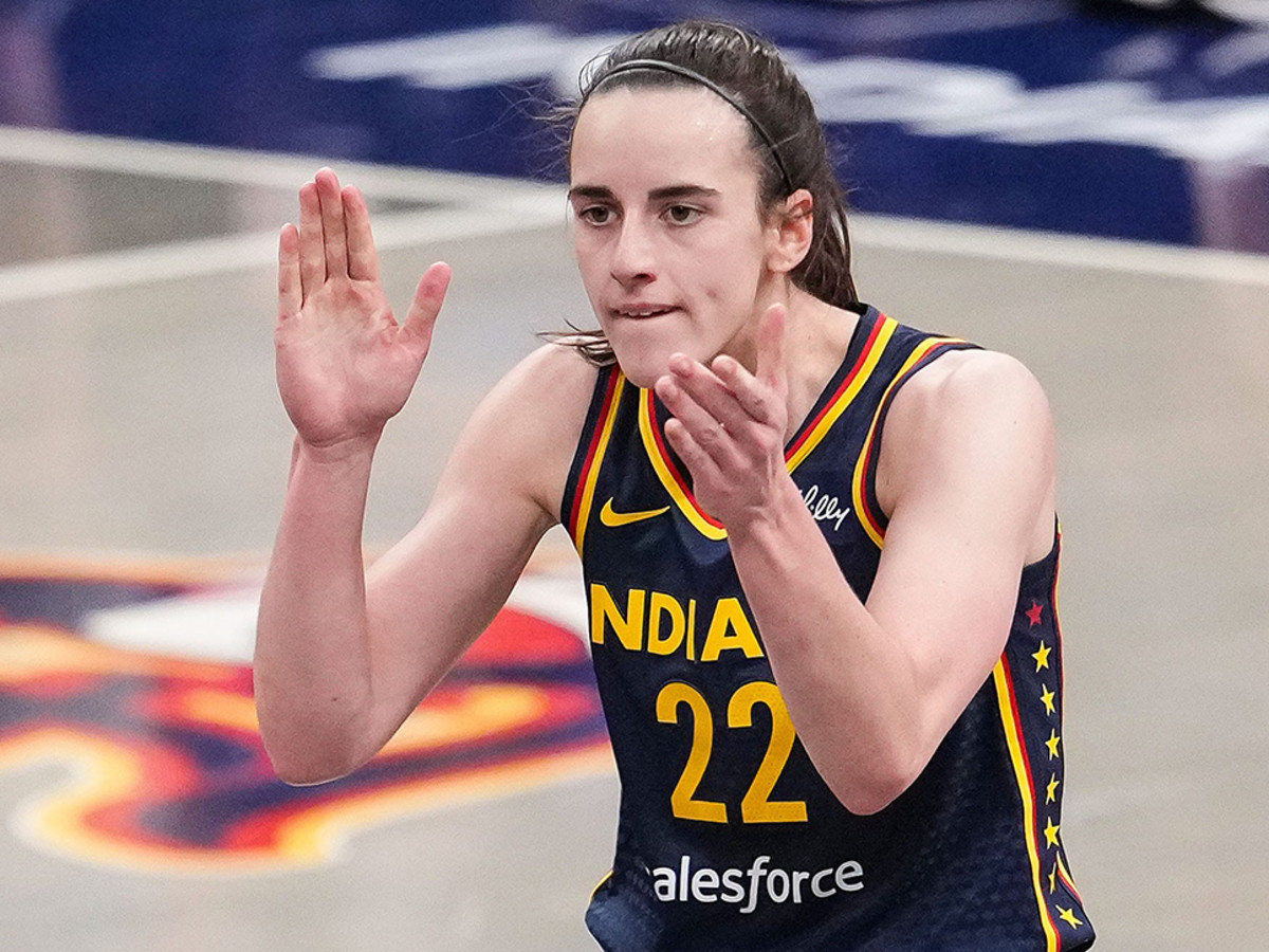 Caitlin Clark Gets Into It with Ex-Teammate DeWanna Bonner During Indiana  Fever Game - Athlon Sports