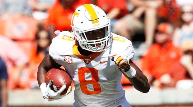 Tennessee Vols Football Schedule 2021 Athlonsports Com Expert Predictions Picks And Previews