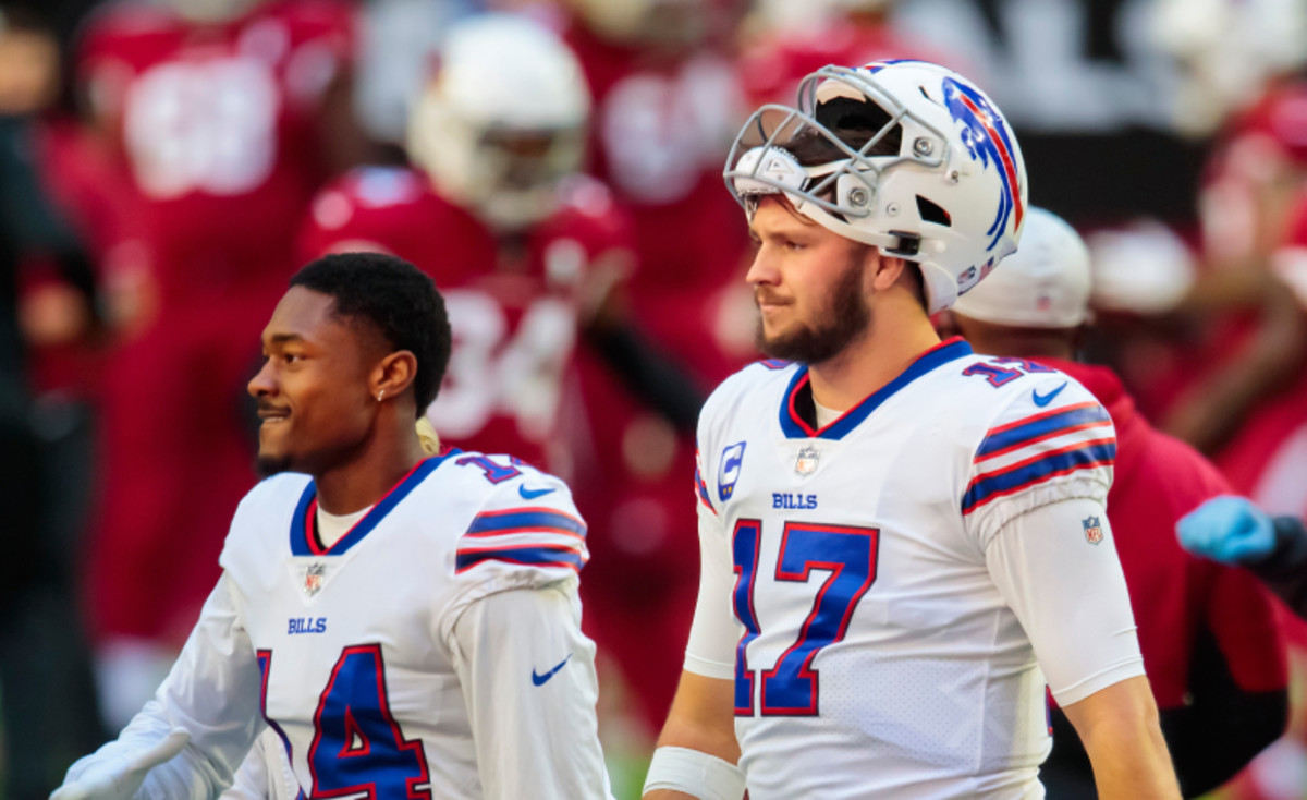 Stefon Diggs Had Two-Word Message For Josh Allen During Monday Night Loss -  BVM Sports