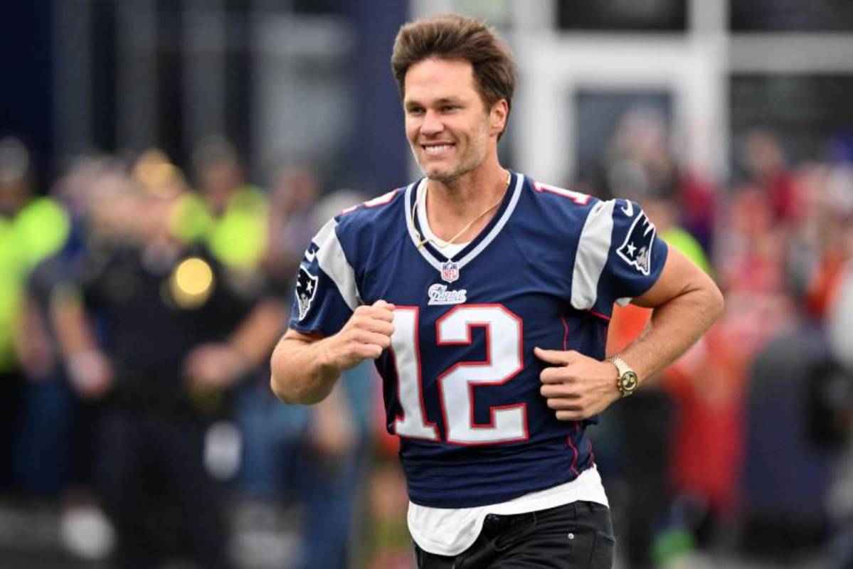 Tom Brady's Basketball Workout Video Goes Viral, Fueling Speculation of New  York Jets Move - BVM Sports