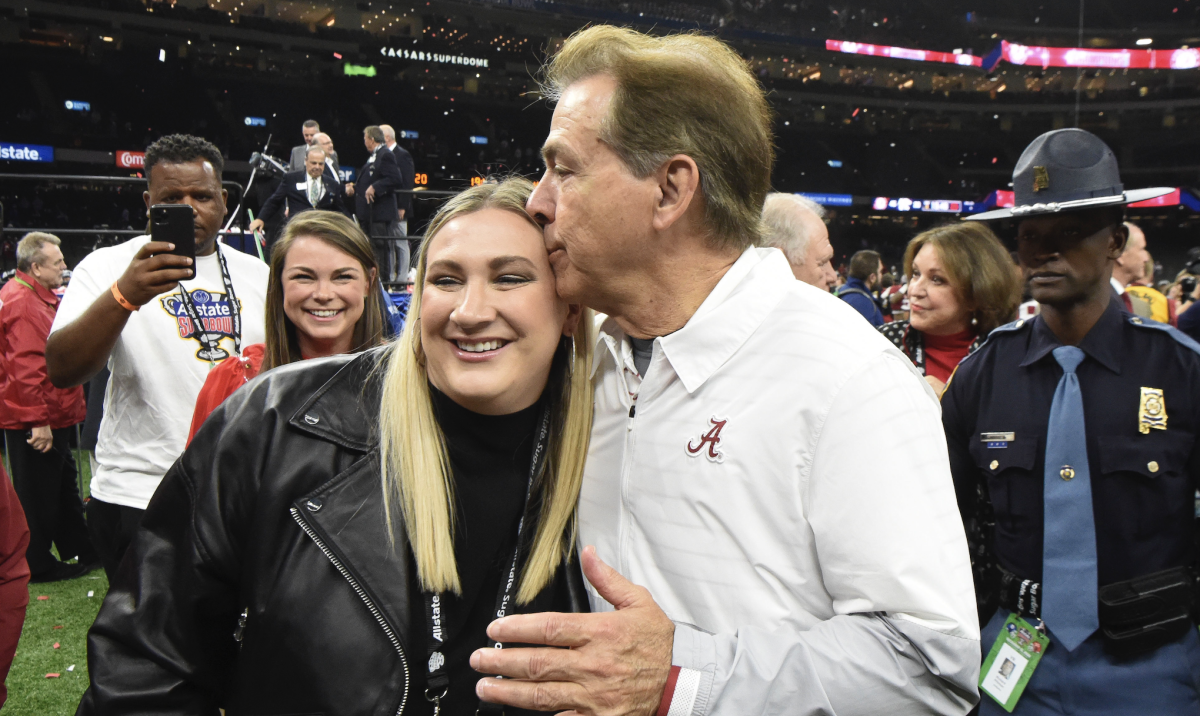 Kristen Saban Setas responds to angry Alabama fans after Texas loss with her father's famous rant on self-absorbed fans. - BVM Sports