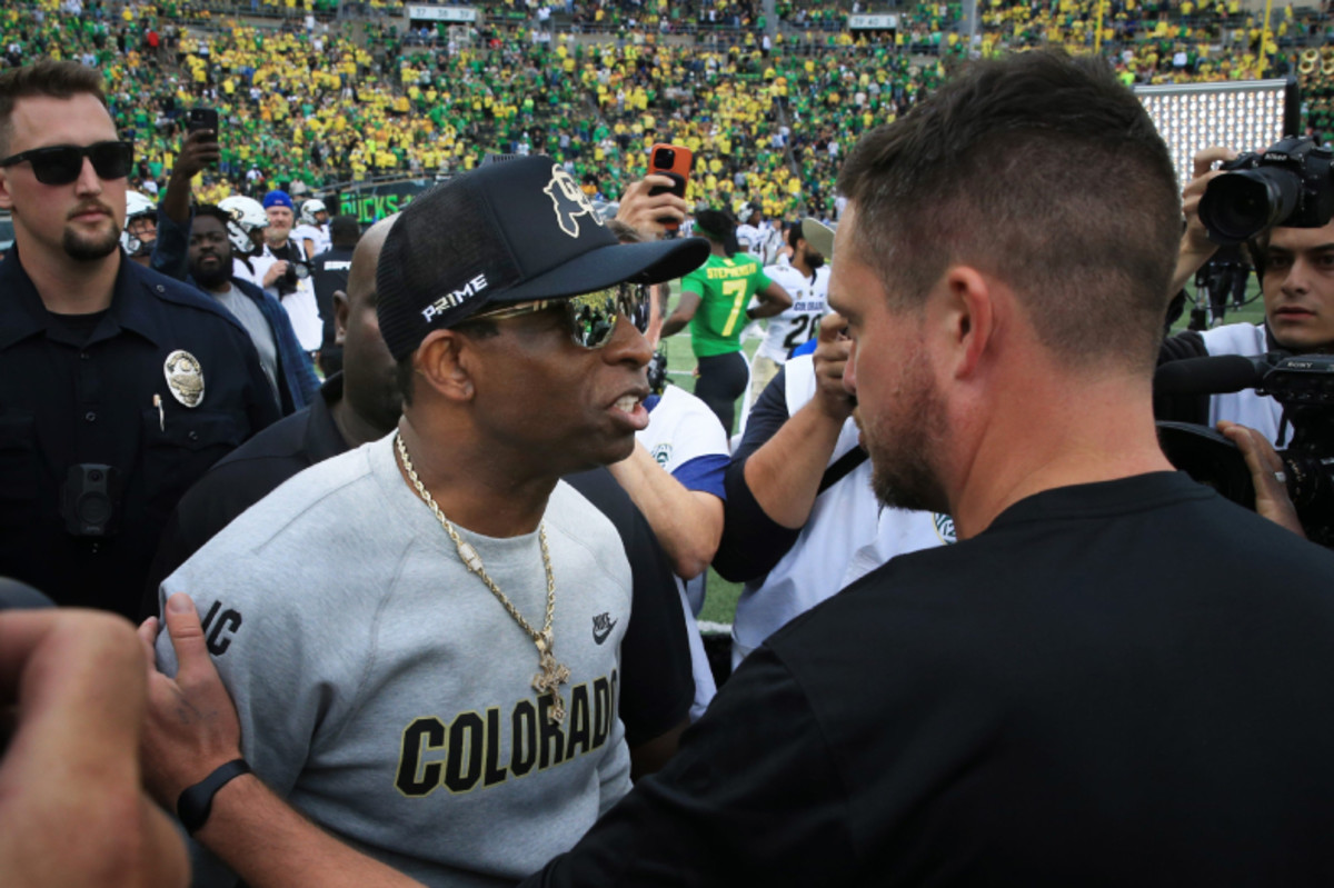 Deion Sanders Makes Classy Move During Postgame Handshake With Dan Lanning Bvm Sports