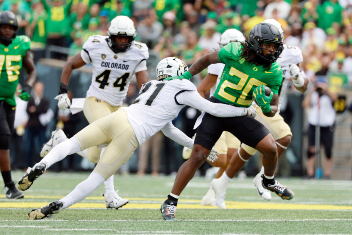 The Story Behind Oregon Softball's Viral Videos