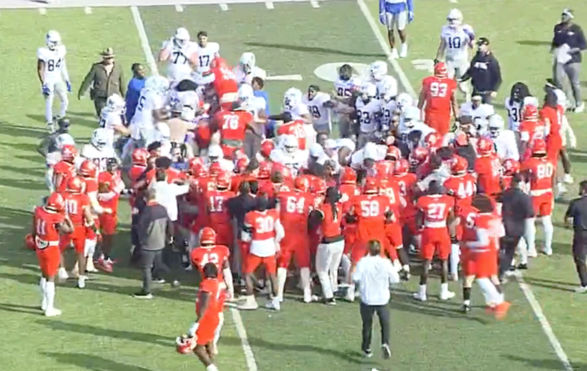College Football Rivalry Game Ends In Huge Brawl On Field