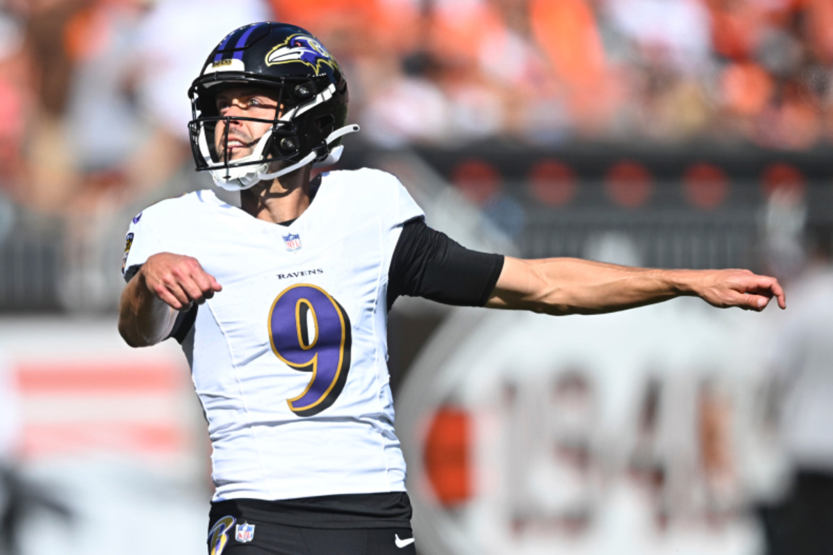 Justin Tucker's Missed Field Goal Leaves NFL Fans Speechless BVM Sports