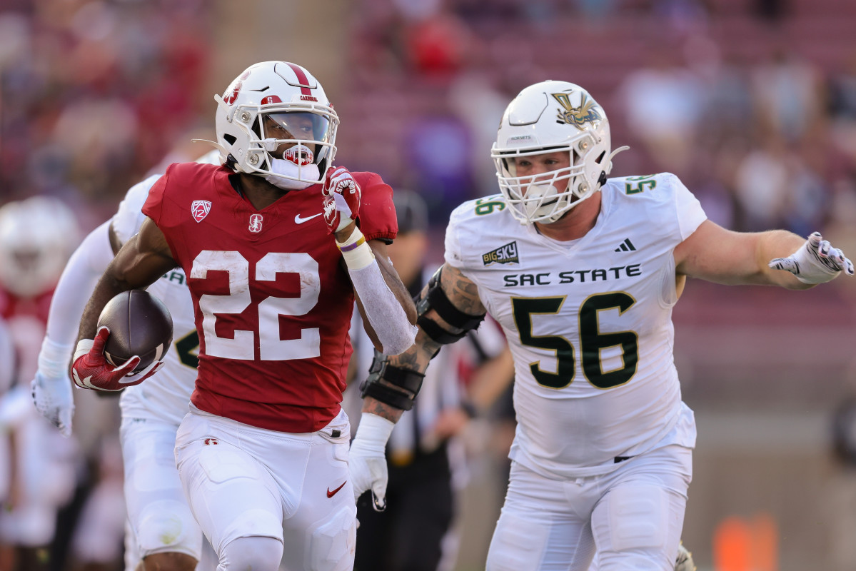 Son of NFL Hall of Famer Enters NCAA Transfer Portal