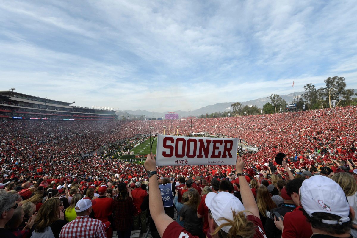 College Football Bowl Games Schedule 43 Games from December 16 to