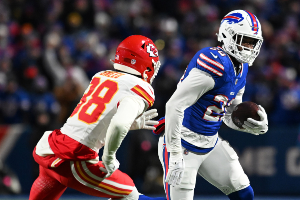 Chiefs Face Decision on Re-Signing Key Player L'Jarius Sneed in ...