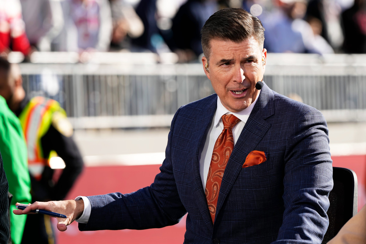 Rece Davis Predicts Narrow Winner in Notre DamePenn State Orange Bowl