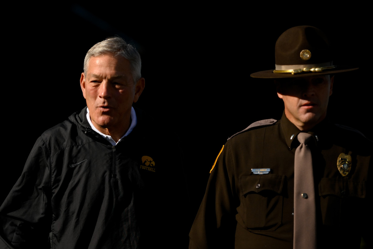 Longest Tenured College Football Coach In FBS Put On Retirement Watch longest-tenured-college-football-coach-in-fbs-put-on-retirement-watch