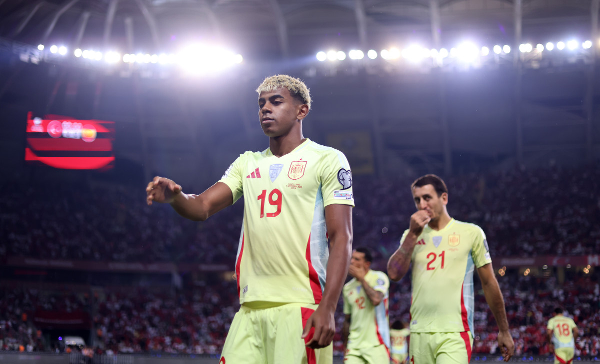 Is lamine yamal playing in the world cup 2026