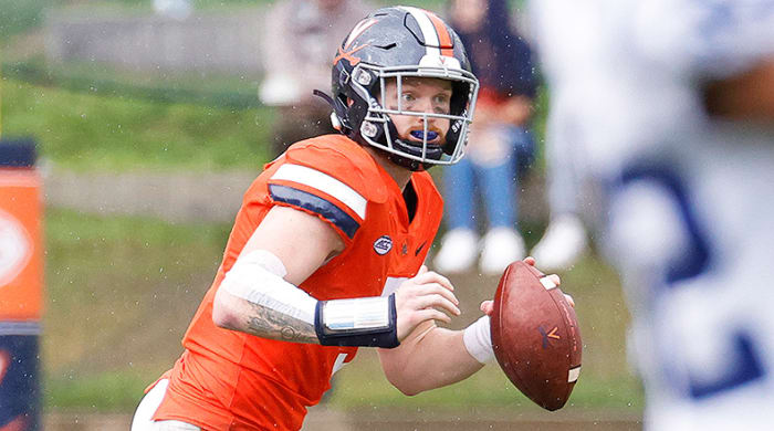 Brennan Armstrong, Virginia Cavaliers Football