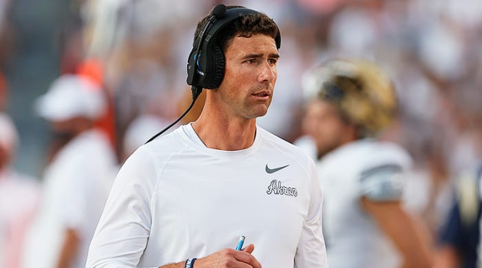Tom Arth, Akron Zips Football