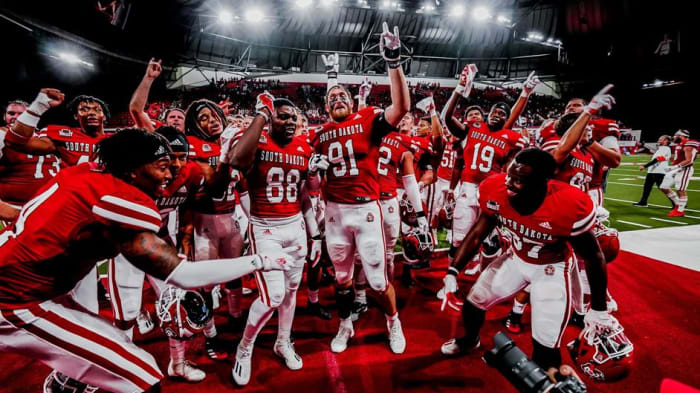 South Dakota Coyotes Football