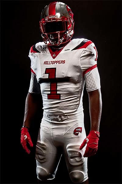 10 Worst Uniforms in College Football in 2016 - AthlonSports.com ...