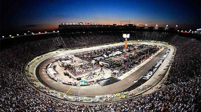 Bristol Motor Speedway at night