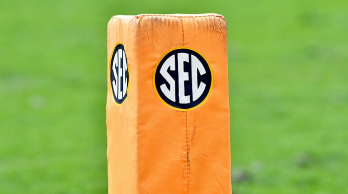 SEC pylon