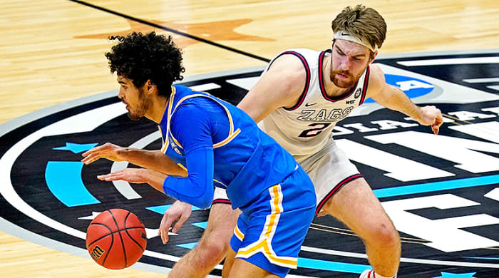 Johnny Juzang, UCLA Bruins Basketball, and Drew Timme, Gonzaga Bulldogs Basketball, during 2021 NCAA Tournament Final Four