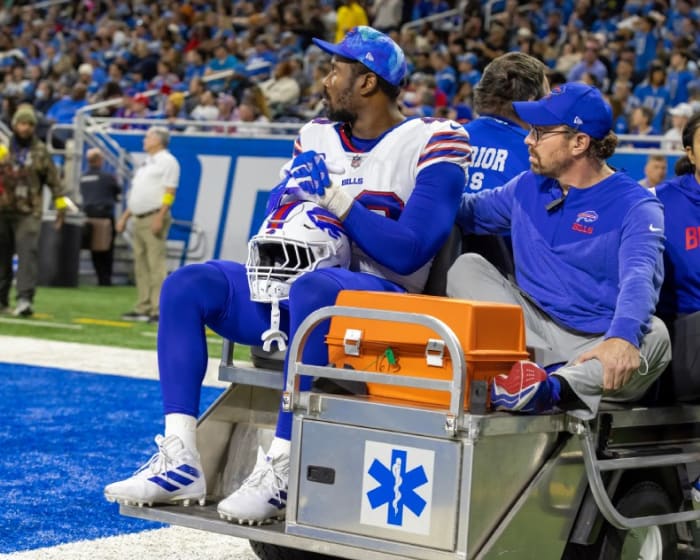 Bills DE Von Miller