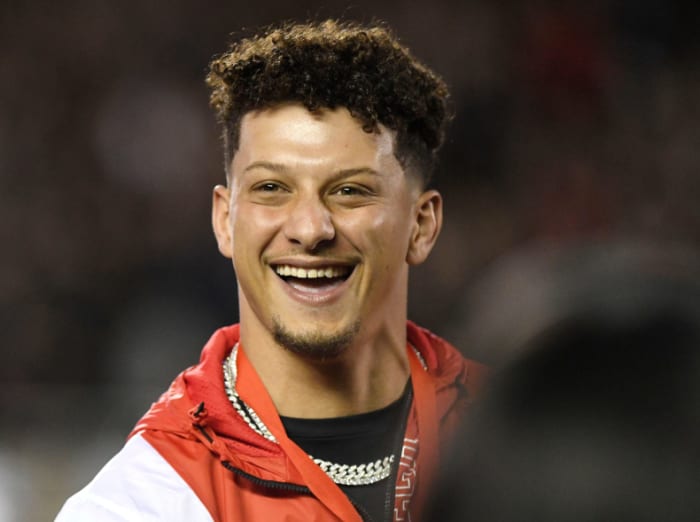 Chiefs Make Smart Decision With Patrick Mahomes' Contract, per Report