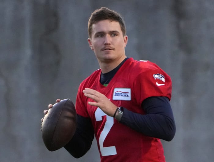 Seahawks Reportedly Agree To New Contract With Quarterback Drew Lock Seahawks News: Quarterback Drew Lock Agrees To Remain In Seattle