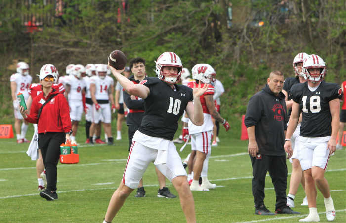 Reasons to Be Optimistic About Tyler Van Dyke as the Badgers QB1 ...