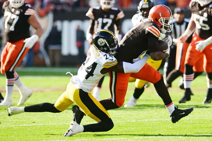 Pittsburgh Steelers Rival Cleveland Browns Holding Up Amari Cooper ...